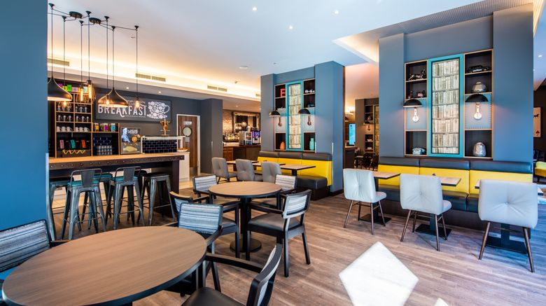 <b>Premier Inn Frankfurt City Centre Lobby</b>. Images powered by <a href="https://www.leonardoworldwide.com/" title="Leonardo Worldwide" target="_blank">Leonardo</a>.