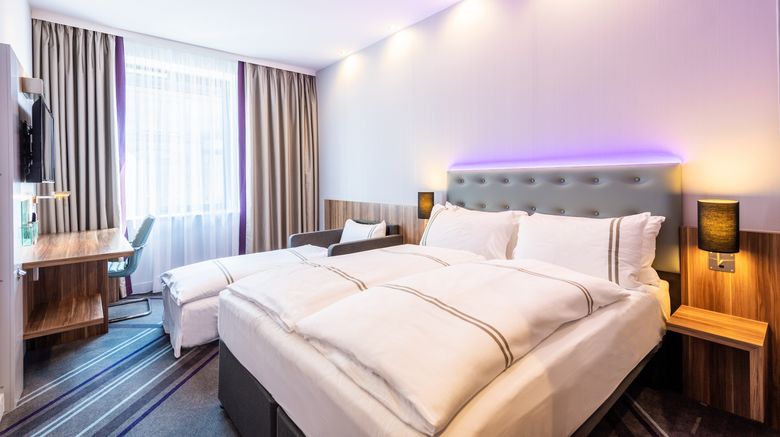 <b>Premier Inn Frankfurt City Centre Room</b>. Images powered by <a href="https://www.leonardoworldwide.com/" title="Leonardo Worldwide" target="_blank">Leonardo</a>.