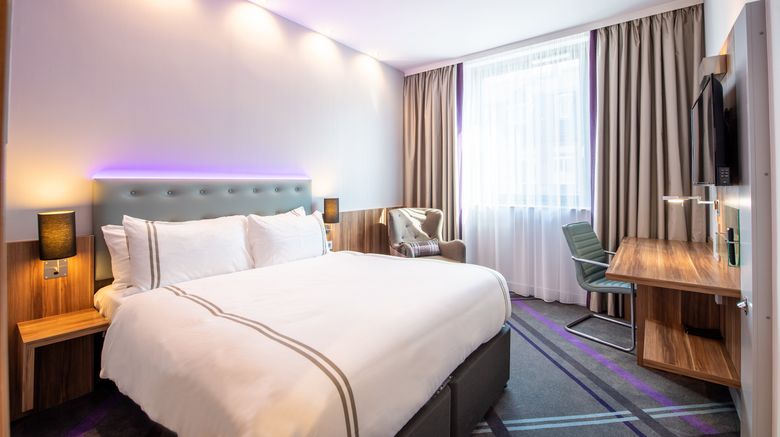 <b>Premier Inn Frankfurt City Centre Room</b>. Images powered by <a href="https://www.leonardoworldwide.com/" title="Leonardo Worldwide" target="_blank">Leonardo</a>.