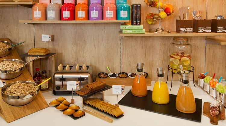 Residhome Aparthotel Paris Asnieres Park Restaurant