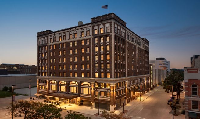 Hotel Northland, Autograph Collection Exterior