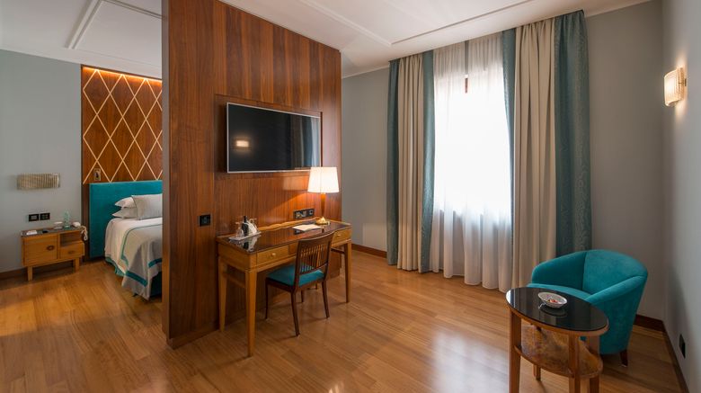 <b>Hotel Mediterraneo Suite</b>. Images powered by <a href="https://www.leonardoworldwide.com/" title="Leonardo Worldwide" target="_blank">Leonardo</a>.