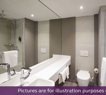 Frankfurt City Europaviertel Hotel Room