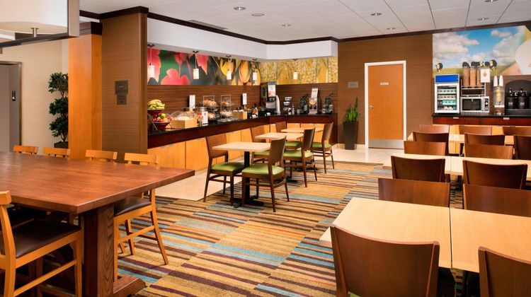 Fairfield Inn & Suites Washington, DC Restaurant