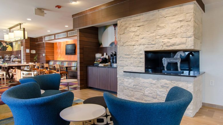 <b>Fairfield Inn & Suites Woodbridge, VA Lobby</b>. Images powered by <a href="https://www.leonardoworldwide.com/" title="Leonardo Worldwide" target="_blank">Leonardo</a>.