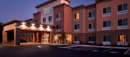 Fairfield Inn & Suites Alexandria Exterior