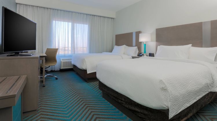 Fairfield Inn & Suites Wichita Falls NW Room