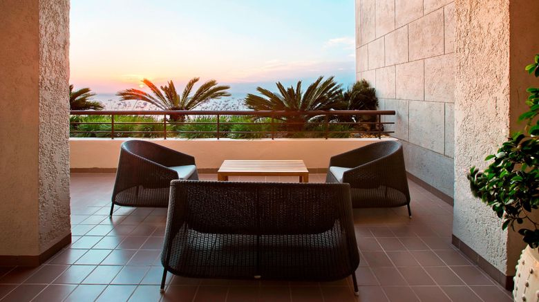 <b>Sheraton Rhodes Resort Suite</b>. Images powered by <a href="https://www.leonardoworldwide.com/" title="Leonardo Worldwide" target="_blank">Leonardo</a>.