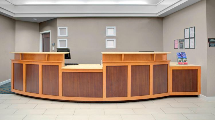 Residence Inn Richmond Chester Lobby