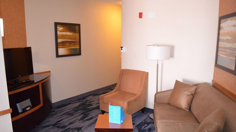 <b>Fairfield Inn & Suites Sault Ste. Marie Room</b>. Images powered by <a href="https://www.leonardoworldwide.com/" title="Leonardo Worldwide" target="_blank">Leonardo</a>.