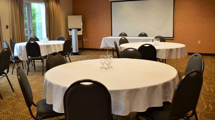 Fairfield Inn & Suites Sault Ste. Marie Meeting