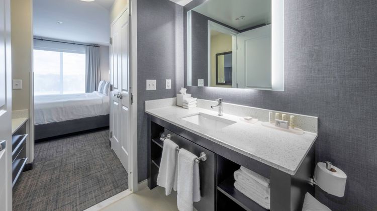 Residence Inn Short Pump at the Notch Room