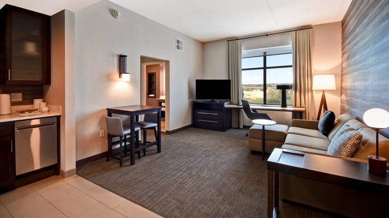 <b>Residence Inn Cincinnati Northeast/Mason Room</b>. Images powered by <a href="https://www.leonardoworldwide.com/" title="Leonardo Worldwide" target="_blank">Leonardo</a>.