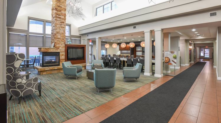 Residence Inn Cincinnati North/W Chester Lobby