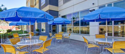 Fairfield Inn & Suites Kamloops Exterior