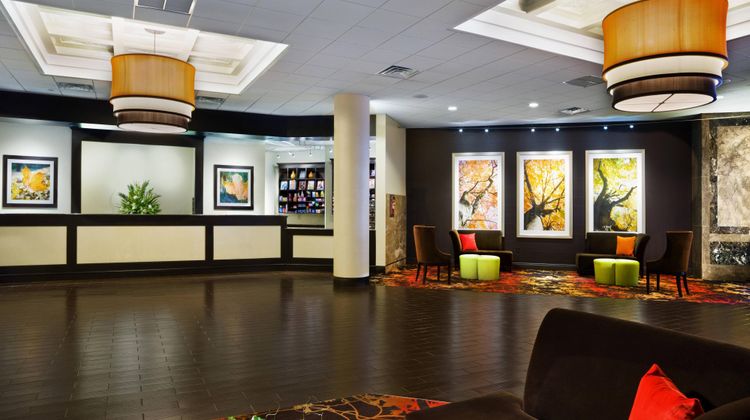 Sheraton Springfield Monarch Place Hotel Lobby