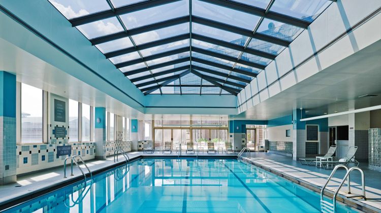 Sheraton Springfield Monarch Place Hotel Pool