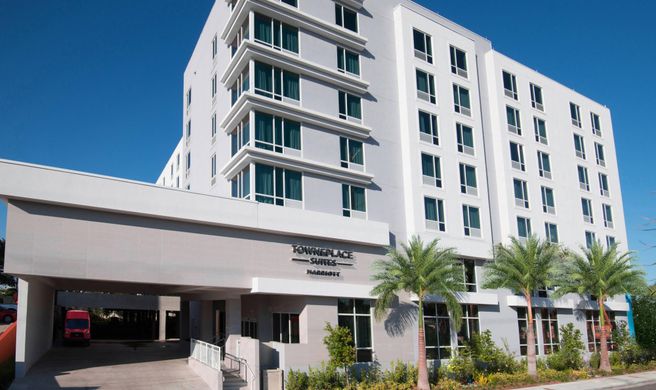 TownePlace Suites Marriott Miami Airport Exterior