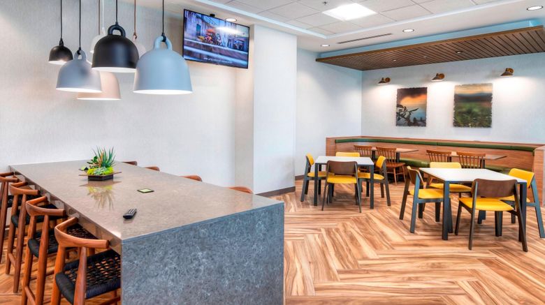 <b>Fairfield Inn & Suites Ottawa Airport Restaurant</b>. Images powered by <a href="https://www.leonardoworldwide.com/" title="Leonardo Worldwide" target="_blank">Leonardo</a>.