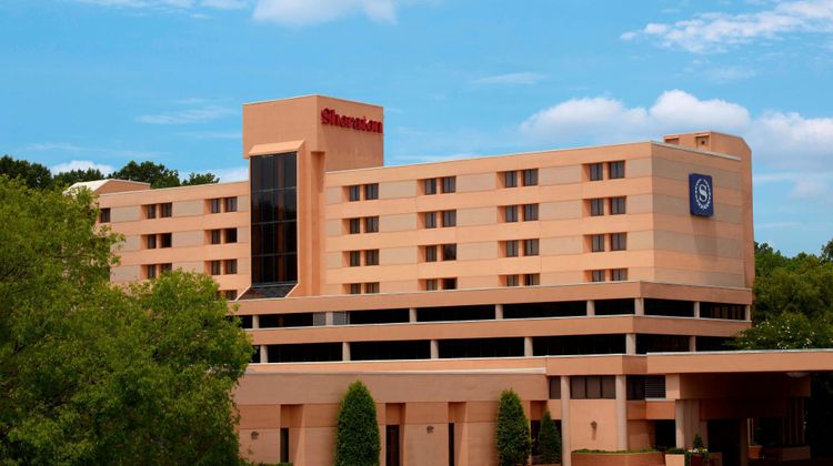 Sheraton Charlotte Airport Hotel Exterior