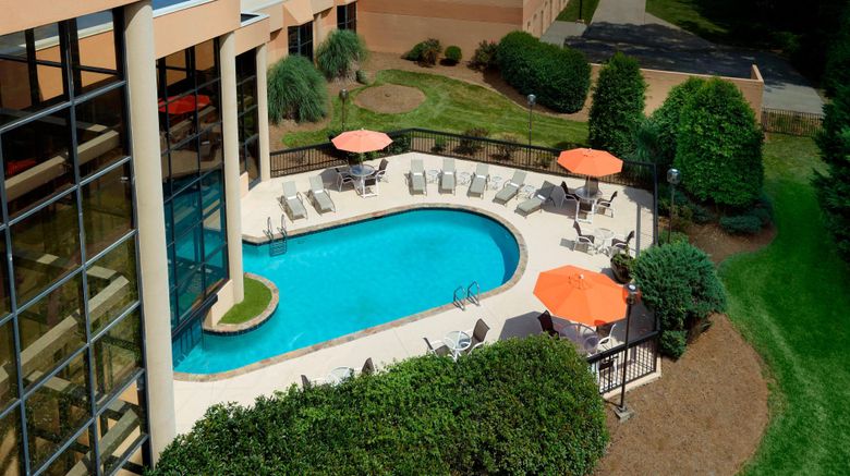 <b>Sheraton Charlotte Airport Hotel Pool</b>. Images powered by <a href="https://www.leonardoworldwide.com/" title="Leonardo Worldwide" target="_blank">Leonardo</a>.