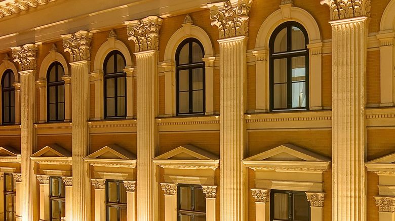 <b>Marriott Exec Apts Budapest Exterior</b>. Images powered by <a href="https://www.leonardoworldwide.com/" title="Leonardo Worldwide" target="_blank">Leonardo</a>.