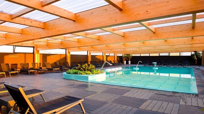 <b>Hotel Cristal Vieira Praia Pool</b>. Images powered by <a href="https://www.leonardoworldwide.com/" title="Leonardo Worldwide" target="_blank">Leonardo</a>.