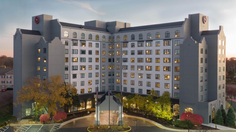 <b>Sheraton Suites Columbus Worthington Exterior</b>. Images powered by <a href="https://www.leonardoworldwide.com/" title="Leonardo Worldwide" target="_blank">Leonardo</a>.