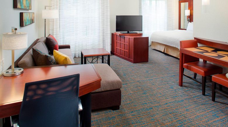<b>Residence Inn Roanoke Airport Room</b>. Images powered by <a href="https://www.leonardoworldwide.com/" title="Leonardo Worldwide" target="_blank">Leonardo</a>.