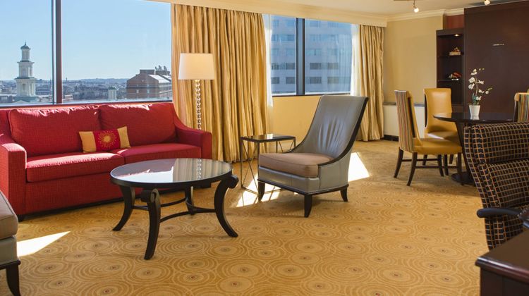 Baltimore Marriott Inner Harbor Camden Suite