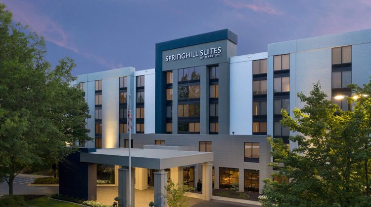 SpringHill Stes Atlanta Perimeter Center Exterior