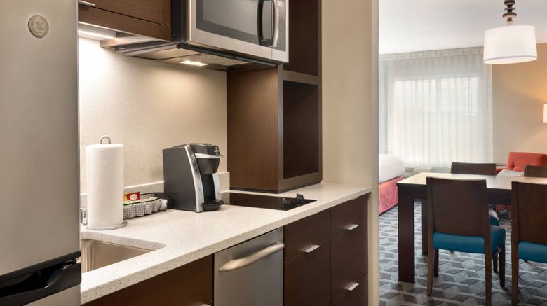 <b>TownePlace Suites Milwaukee/Grafton Room</b>. Images powered by <a href="https://www.leonardoworldwide.com/" title="Leonardo Worldwide" target="_blank">Leonardo</a>.