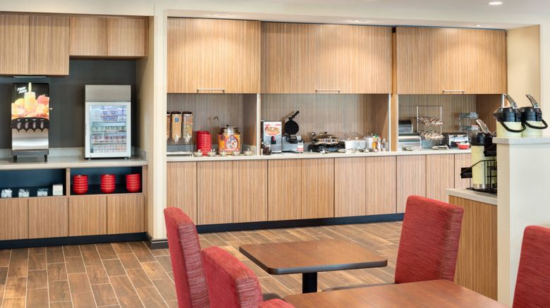 <b>TownePlace Suites Milwaukee/Grafton Restaurant</b>. Images powered by <a href="https://www.leonardoworldwide.com/" title="Leonardo Worldwide" target="_blank">Leonardo</a>.