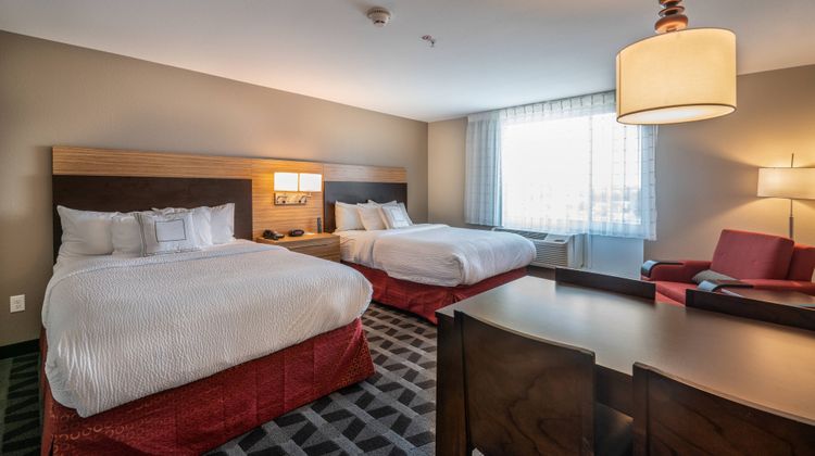 TownePlace Suites Milwaukee Oak Creek Suite