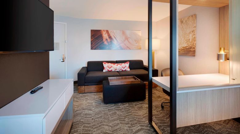 <b>SpringHill Suites Hampton/Portsmouth Suite</b>. Images powered by <a href="https://www.leonardoworldwide.com/" title="Leonardo Worldwide" target="_blank">Leonardo</a>.