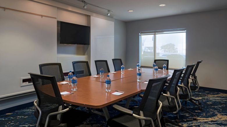 <b>TownePlace Suites by Marriott Meeting</b>. Images powered by <a href="https://www.leonardoworldwide.com/" title="Leonardo Worldwide" target="_blank">Leonardo</a>.