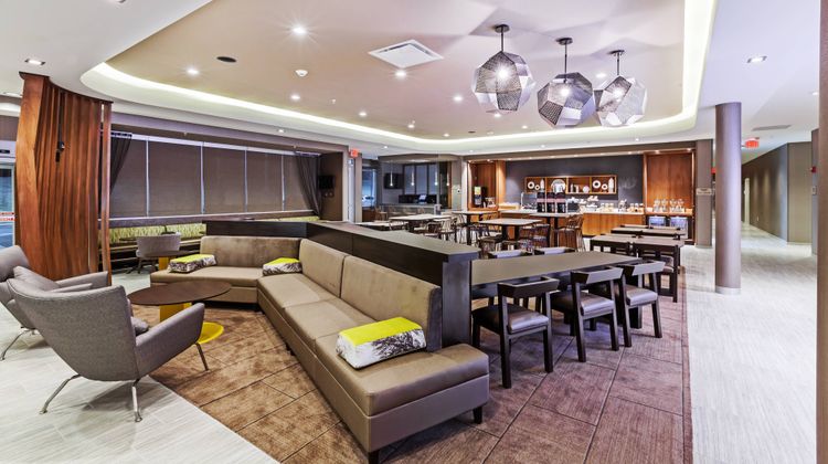 SpringHill Suites Tulsa at Tulsa Hills Lobby