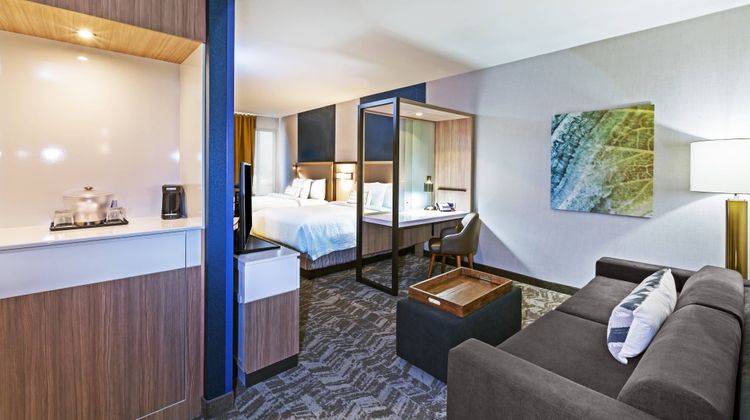 SpringHill Suites Tulsa at Tulsa Hills Suite