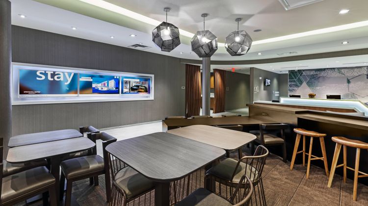 SpringHill Suites Tulsa at Tulsa Hills Restaurant