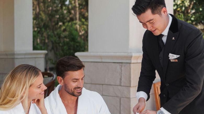 <b>The St. Regis Saadiyat Island Resort Restaurant</b>. Images powered by <a href="https://www.leonardoworldwide.com/" title="Leonardo Worldwide" target="_blank">Leonardo</a>.