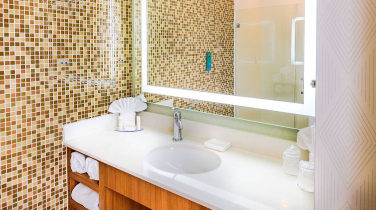 SpringHill Suites Houston Baytown Room