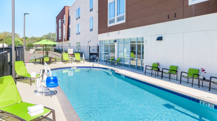 SpringHill Suites Houston NASA/Seabrook Pool