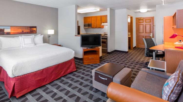 TownePlace Suites by Marriott Suite