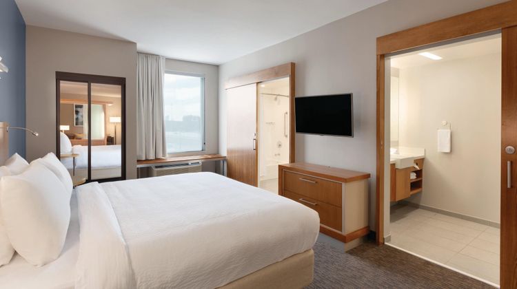 SpringHill Suites Houston Northwest Suite