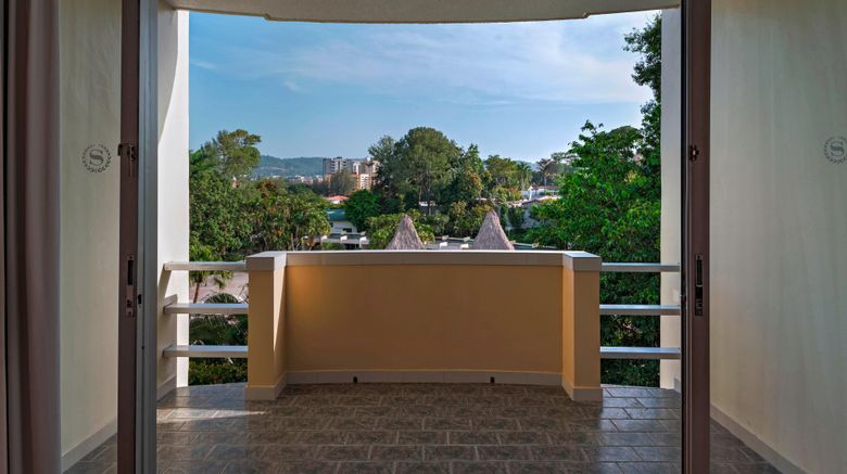 <b>Sheraton Presidente San Salvador Hotel Room</b>. Images powered by <a href="https://www.leonardoworldwide.com/" title="Leonardo Worldwide" target="_blank">Leonardo</a>.