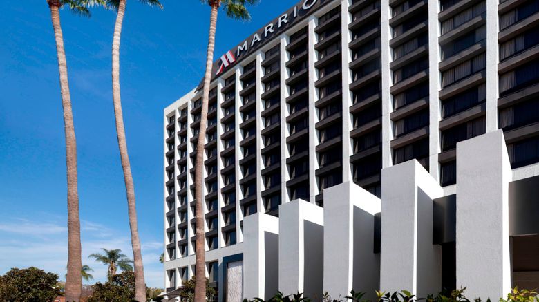 <b>Beverly Hills Marriott Exterior</b>. Images powered by <a href="https://www.leonardoworldwide.com/" title="Leonardo Worldwide" target="_blank">Leonardo</a>.