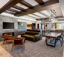 SpringHill Suites Truckee Lobby