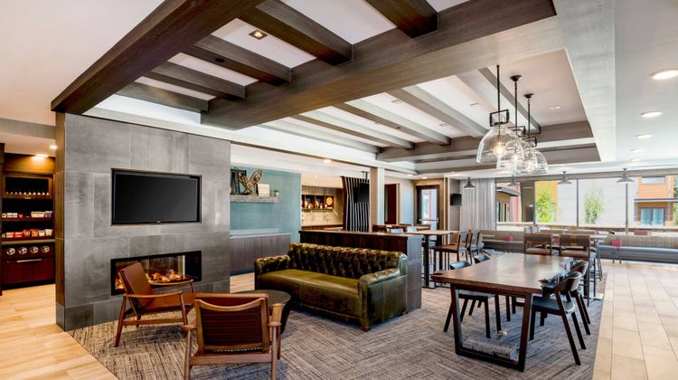 SpringHill Suites Truckee Lobby