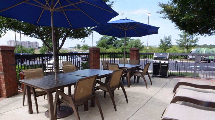 SpringHill Suites Dulles Airport Exterior