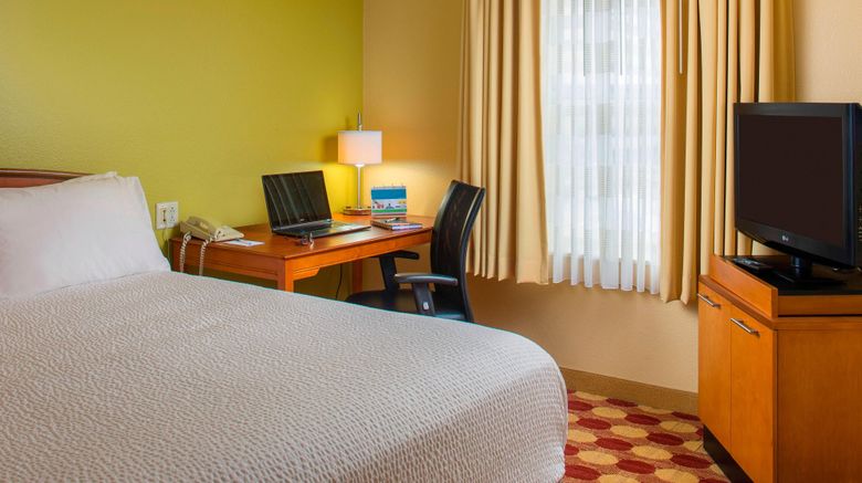 <b>TownePlace Suites by Marriott Room</b>. Images powered by <a href="https://www.leonardoworldwide.com/" title="Leonardo Worldwide" target="_blank">Leonardo</a>.